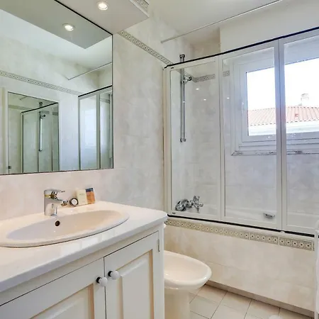 Apartment Luckey Homes - Place Du Port Vieux *